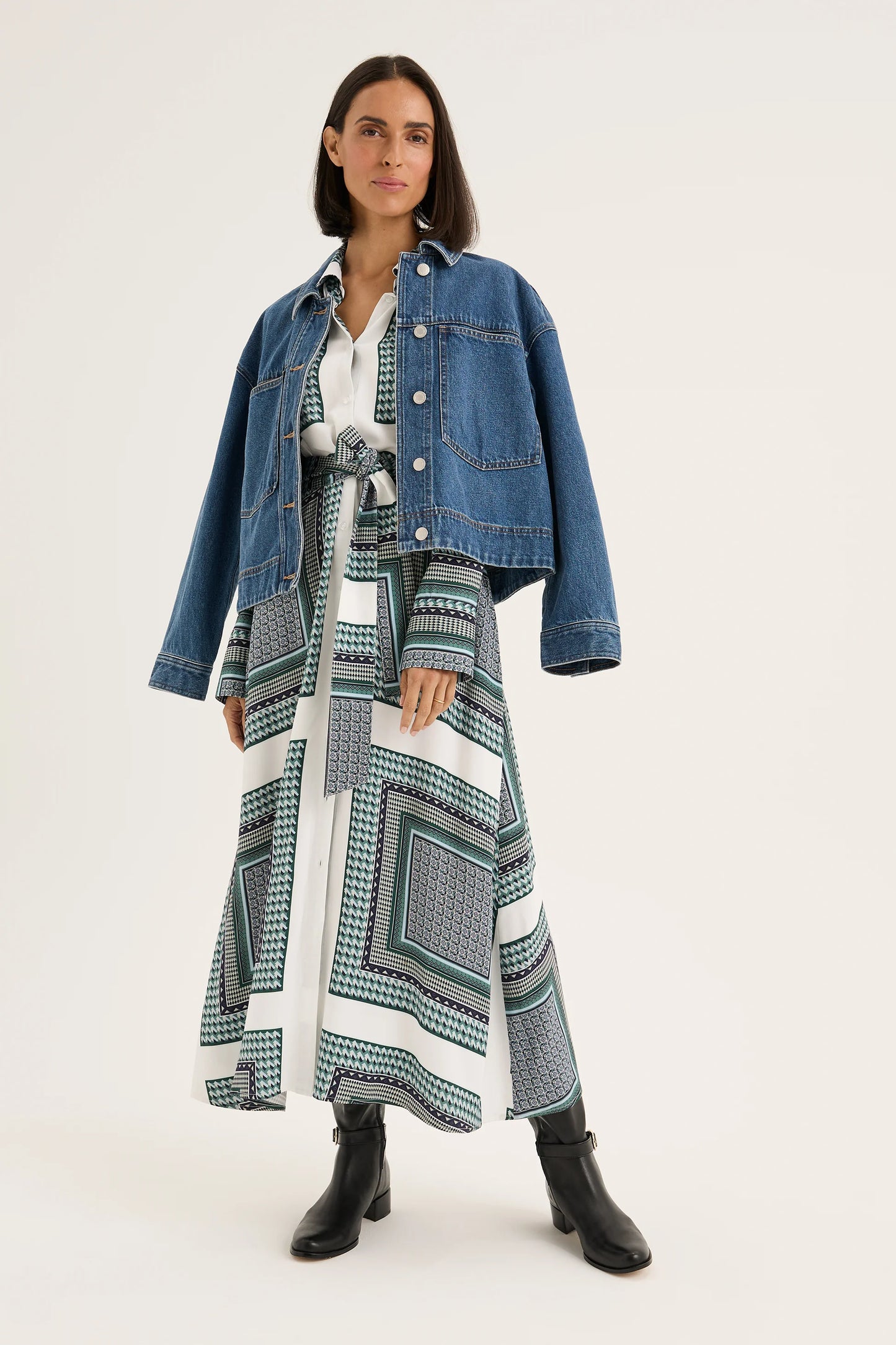 Yarra Trail Envy Jacket in Mid Wash