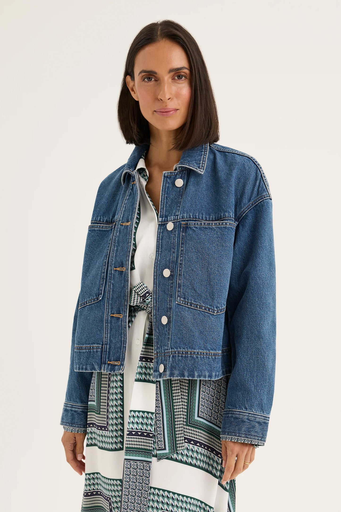 Yarra Trail Envy Jacket in Mid Wash