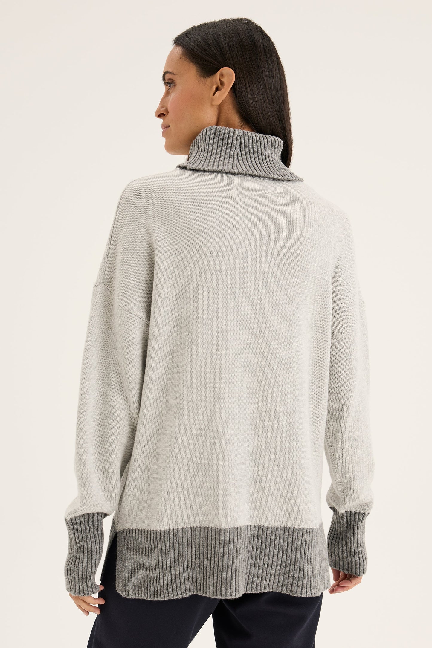 Yarra Trail Sleet Knit in Silver