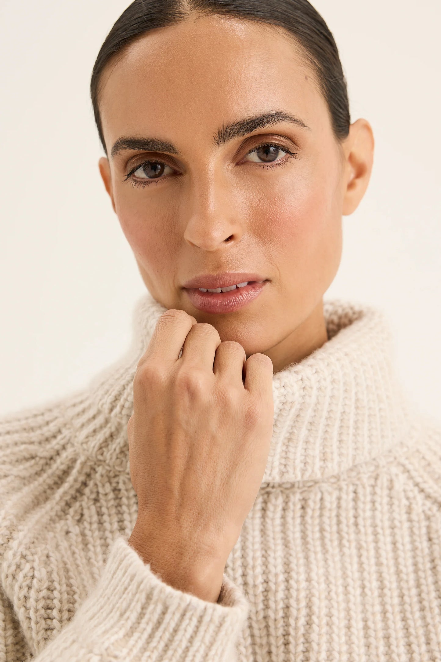Yarra Trail Classic Tone Knit