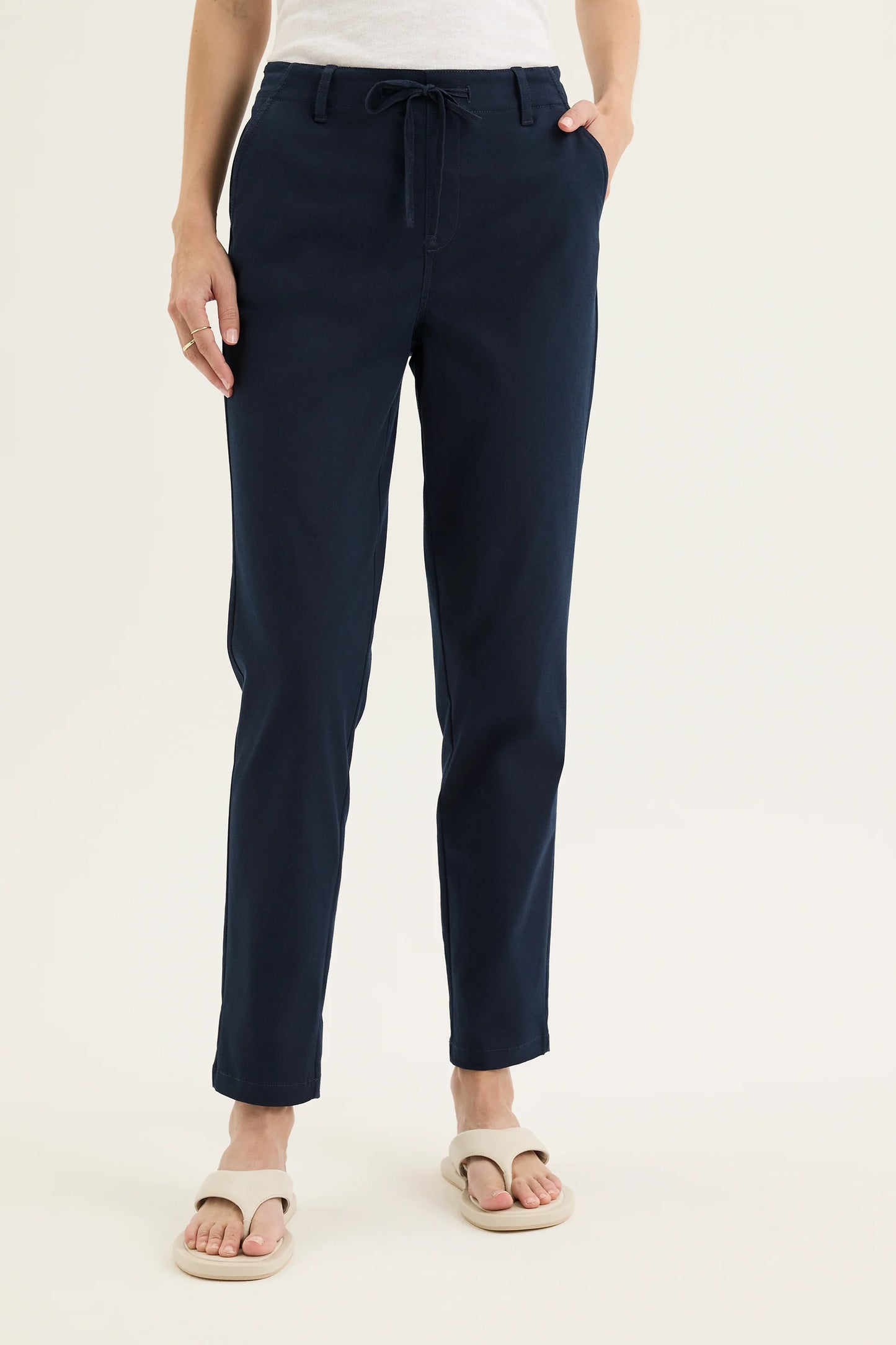 Yarra Trail Mont Pant Navy