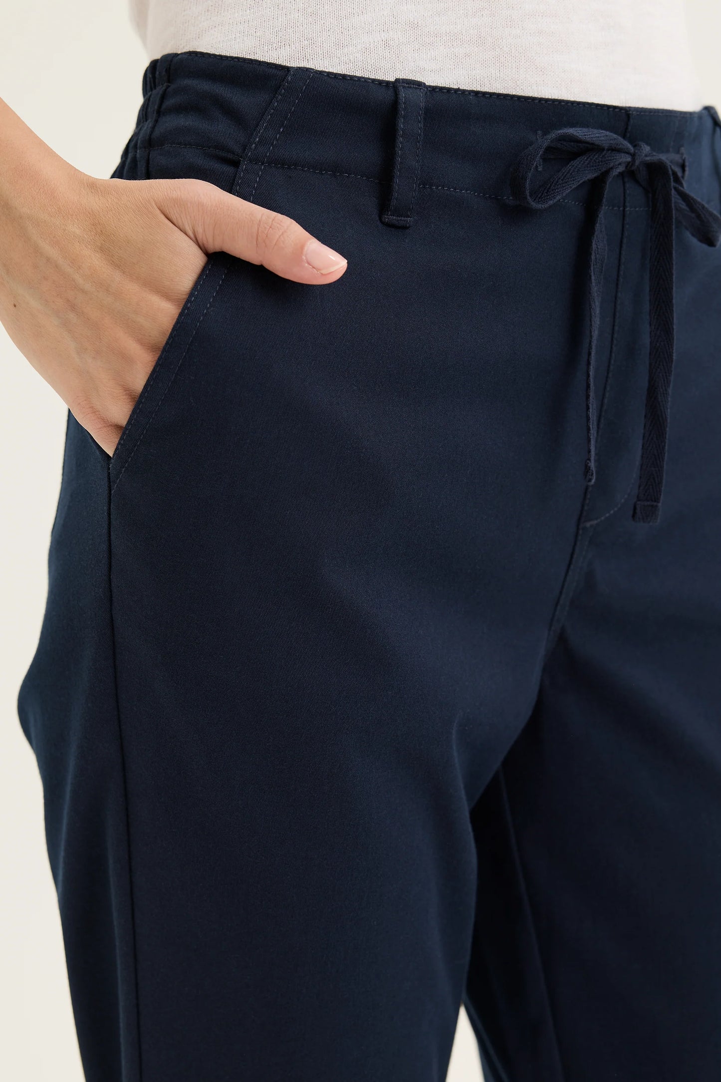 Yarra Trail Mont Pant Navy