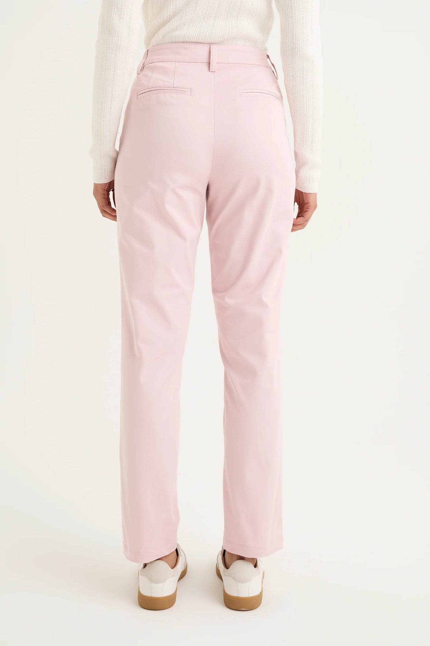 Yarra Trail nova Classic Chino