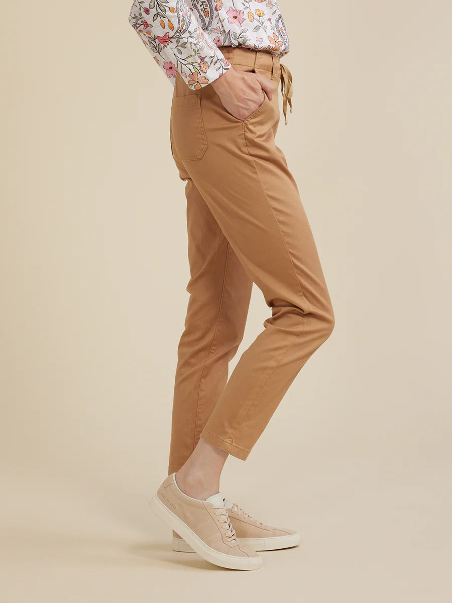 Yarra Trail Washed Stretch Pant Caramel