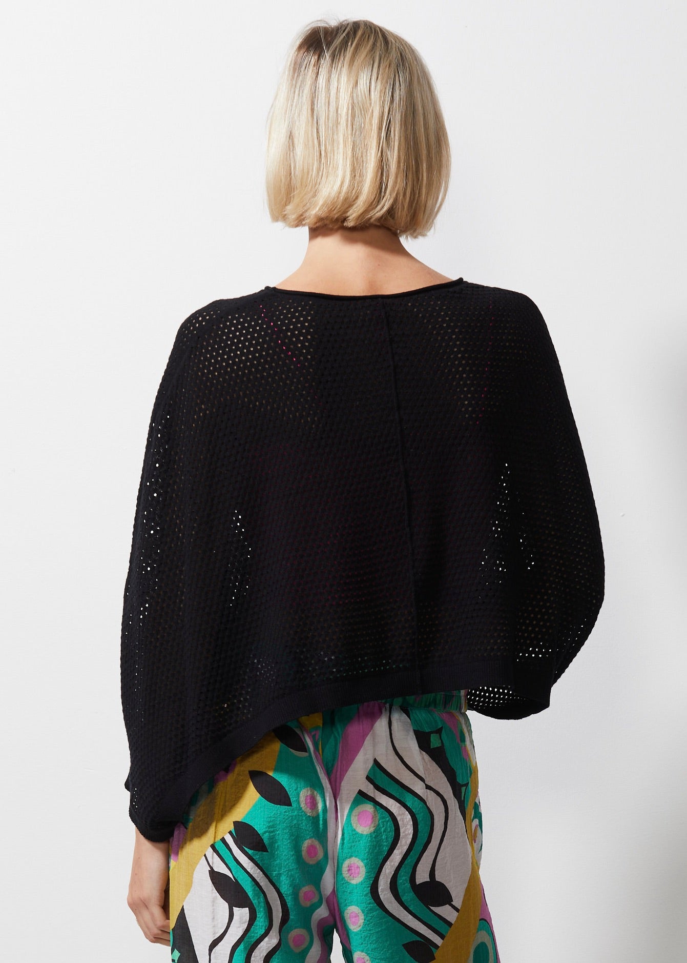 Z&P Holey Shrug - Black